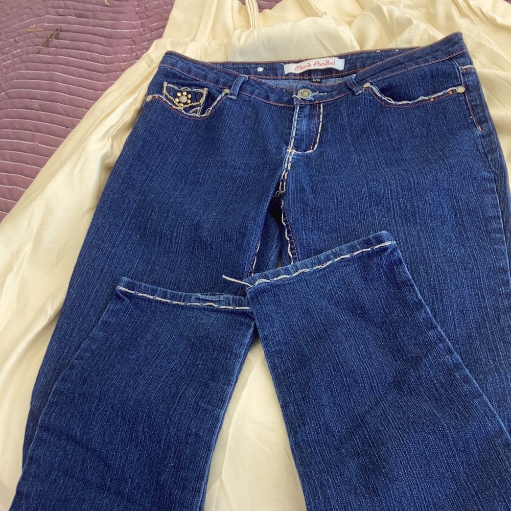Jeans - Picture 2 of 6